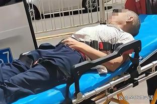 体坛记者：韦世豪因胯部拉伤，预计休息一周左右
